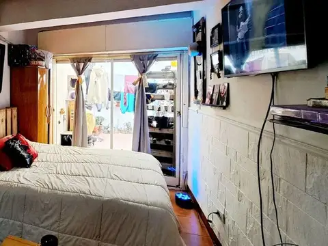 VENTA MONOAMBIENTE CON PATIO, CHACARITA/V. CRESPO