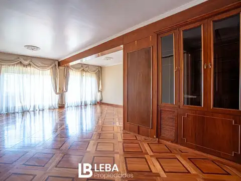 MENDOZA 2277 CON COCHERA PISO EXCLUSIVO