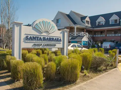 Exclusiva casa moderna con vistas increíbles - Santa Bárbara
