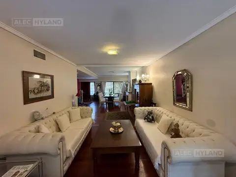 Casa en venta a una de la Avenida en Martinez, San Isidro