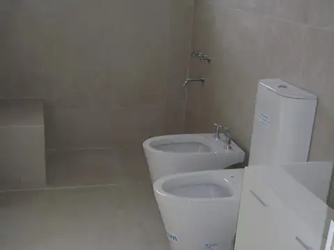 Departamento en Alquiler en Martínez Libertador / Río, USD 1.500