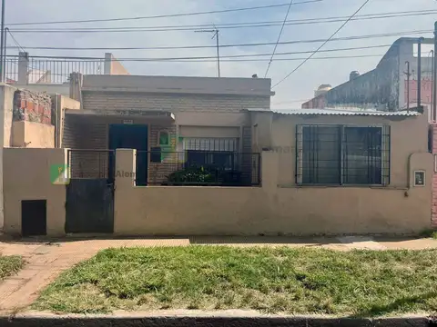 Venta - Casa - 4 amb - Villa Ballester