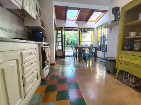 VENTA PH 3 AMB. c/ JARDIN y COCHERA -HURLINGHAM AC