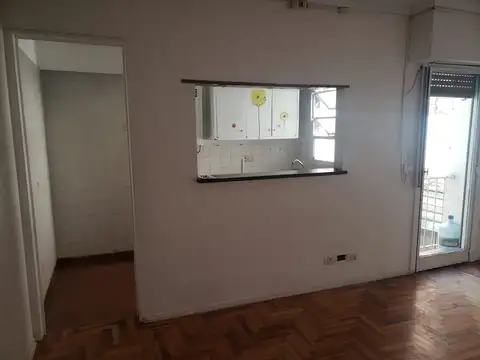 Avda Diaz Velez 3700