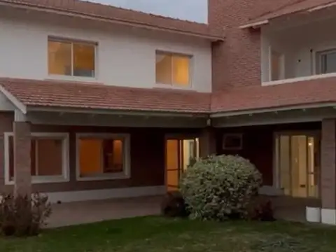 VENTA CASA RINCON CLUB DE CAMPO