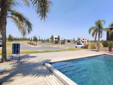 Terreno en Venta de 784,0 m2