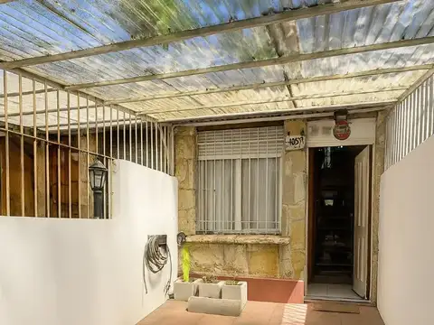 DUPLEX 2 AMB. ZONA CONSTITUCION