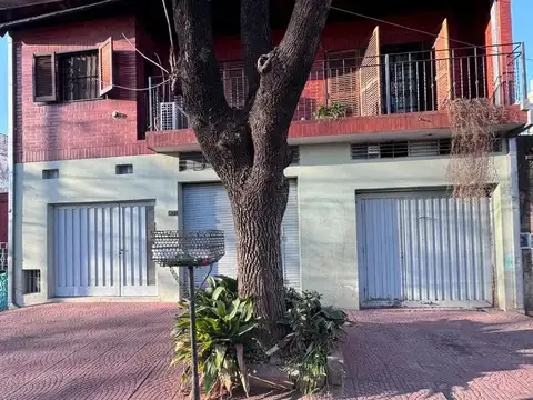 Venta Casa Doble Cochera Local Y Fondo