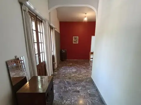 Depto Tipo Casa en Venta 50 años