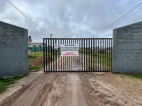 Terreno en Venta en Arturo Segui, USD 13.000