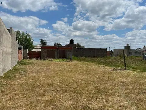 Terreno en Venta en Funes, USD 25.000