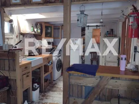 Casa 2 ambientes con 1 baño