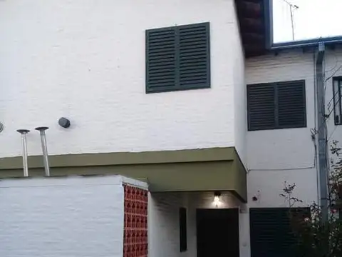Depto Tipo Casa en Venta de 3 ambientes