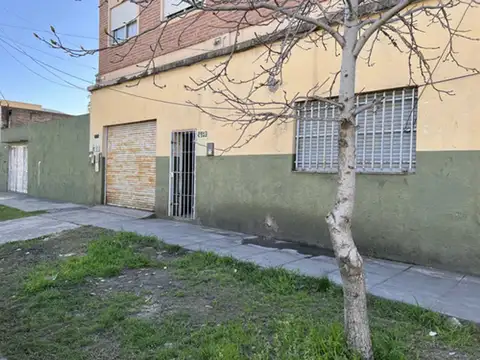 Galpon en Alquiler en Lanús Oeste, $ 500.000