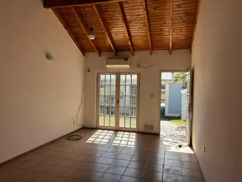 Casa en Alquiler de 2 dormitorios