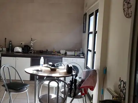 3 De Febrero 3400, Piso 1°