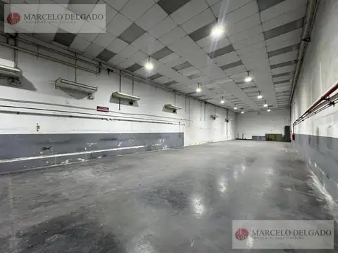 Depósito - Galpón de 788 m2 en Barracas - ALQUILER