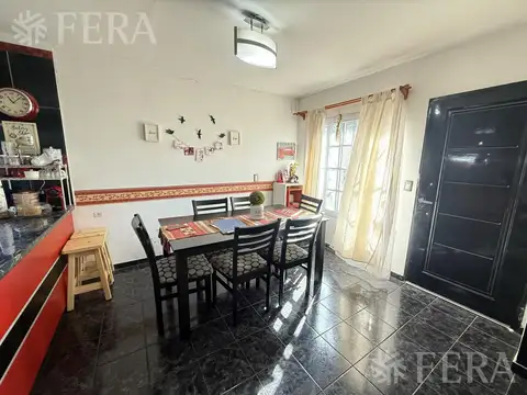 Casa 3 ambientes con 1 baño