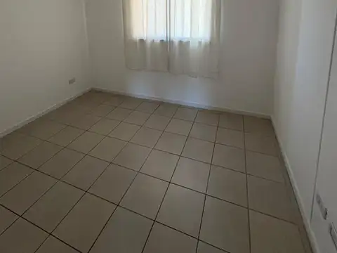 Departamento en Alquiler en Sexta Sección, $ 700.000