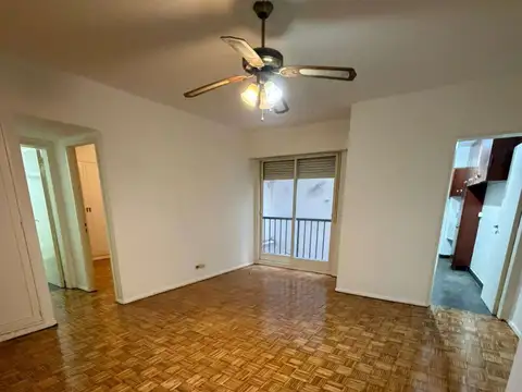 Amenábar 700, Piso 1