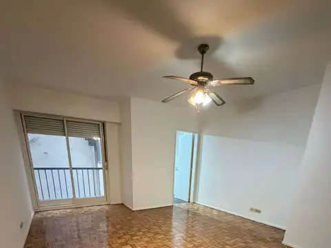 Departamento en Alquiler en Colegiales, $ 600.000