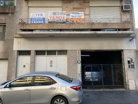 CASA EN VENTA EN QUILMES CENTRO.