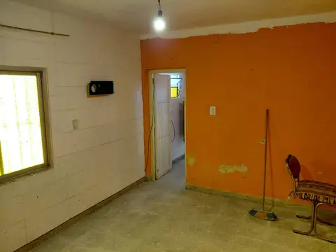 VENTA PH 2 AMB EN QUILMES OPORTUNIDAD REFACCIONAR