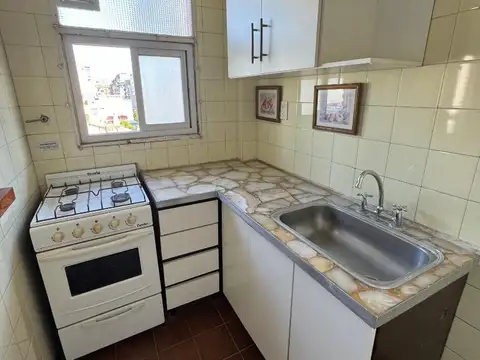 Julian Alvarez 1000, Piso 5