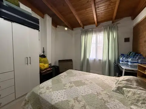 Casa 2 ambientes con 1 baño