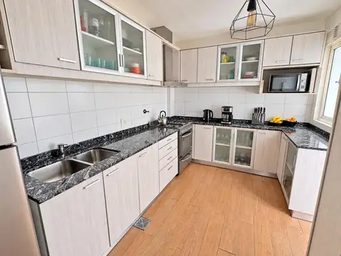 Departamento en Venta con 1 cocheras