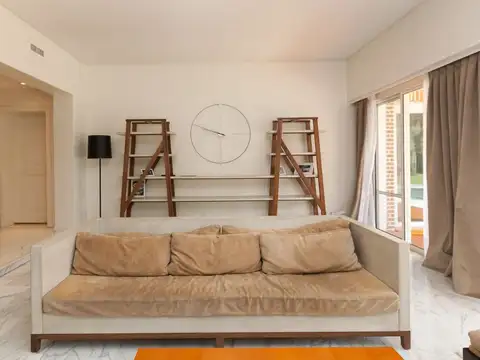 Casa en Venta en Lomas de San Isidro, USD 1.450.000
