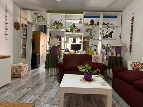 Departamento de 1 Ambiente Amplio Dividido Balcon Contra Frente Cocina separada