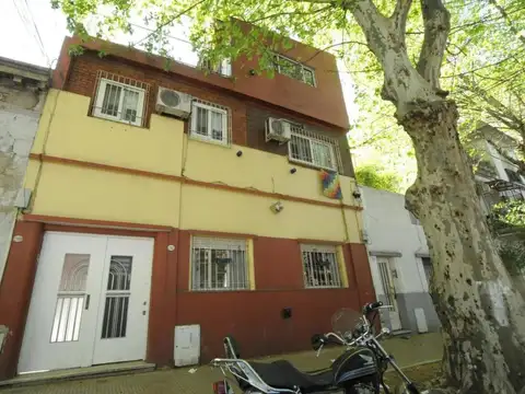 Departamento en venta - 3 Dormitorios 2 Baños - Villa General Mitre