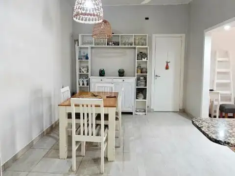 Depto Tipo Casa 4 ambientes con 1 baño