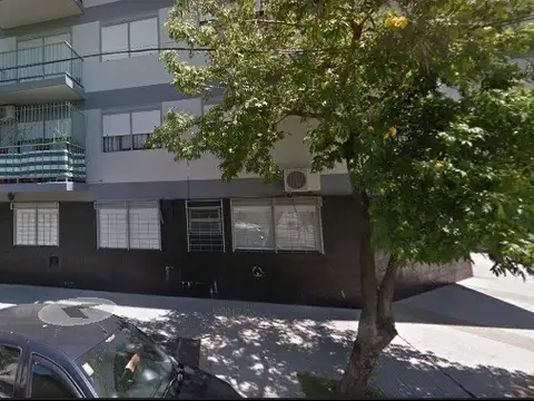Excelente departamento 2 Ambientes PB al frente