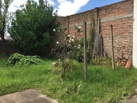 Casa en Venta con 7 cocheras