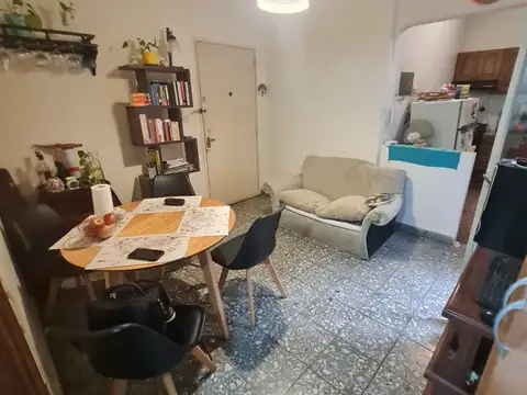 Depto Tipo Casa 2 ambientes con 1 baño