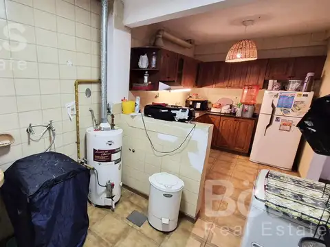 Venta de PH 4 AMBIENTES con cochera en Villa Urquiza. SIN EXPENSAS 
