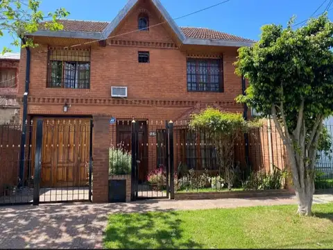 VENTA CASA  SAN ISIDRO