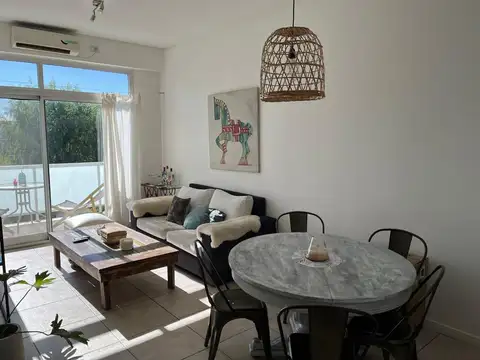 Departamento en Alquiler con 1 cocheras