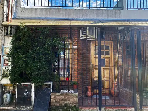 Depto Tipo Casa en Venta de 2 ambientes