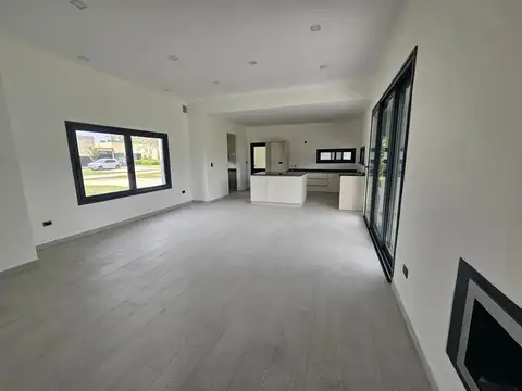 Casa en Venta en Comarcas de Luján, USD 280.000