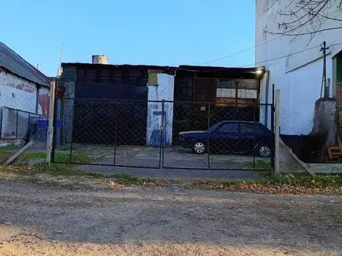 Camino General Belgrano 3100, Piso 0