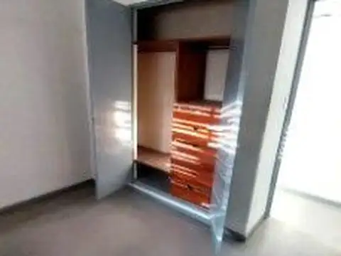 Oficina 3 ambientes con 1 baño