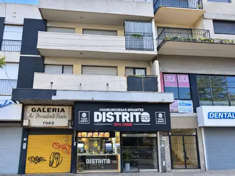 Av. Ricardo Balbin 1300, Piso 1