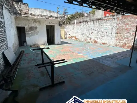 Galpon en Venta 8,66  mts Frente