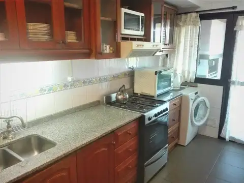 Departamento en Alquiler Temporal con cochera