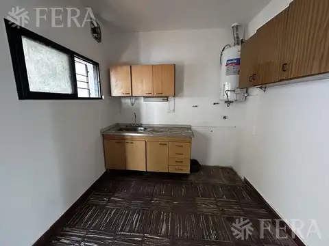 Venta PH 3 ambientes con patio en Villa La Florida