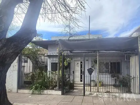 ECHEVERRIA al 900
