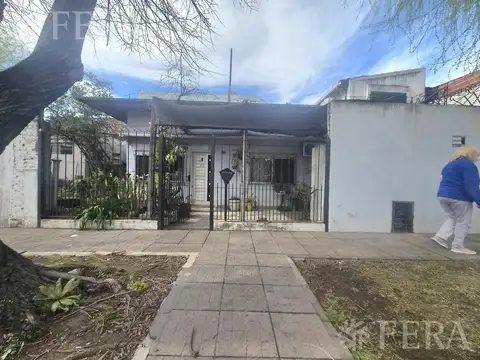 Depto Tipo Casa en Venta de 5 ambientes